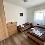 House Viric Lejlighed *