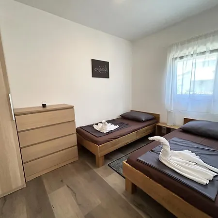 House Viric 아파트