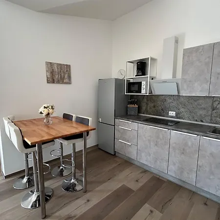 House Viric Apartmán Vir