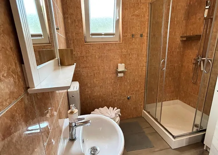 House Viric 아파트