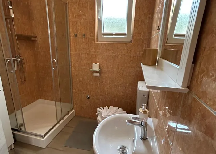 House Viric 아파트 비르