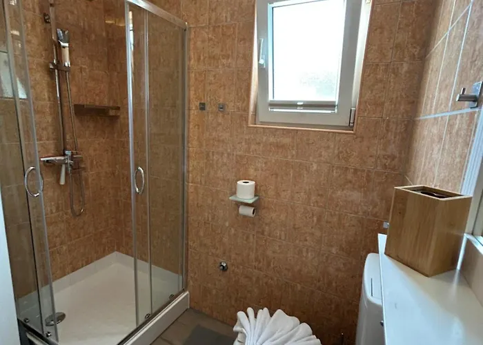 House Viric 아파트 *