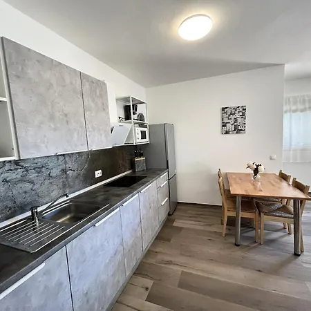 House Viric *