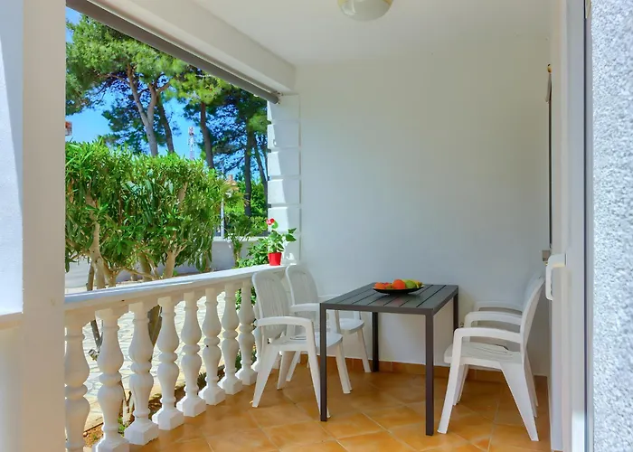 House Viric Apartment Vir