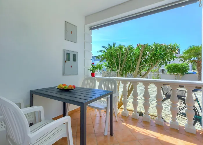 Apartment House Viric